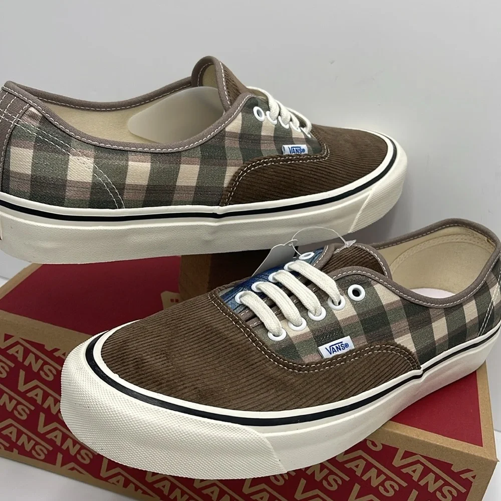 Authentic 44 D
Anaheim Factory 0g Cord/Pewter
VN000581NU Sneakers - Picture 10 of 16